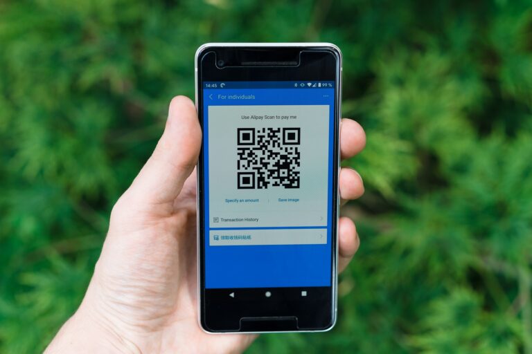 Cina: WeChat e Alipay accetteranno le carte di credito straniere | China House